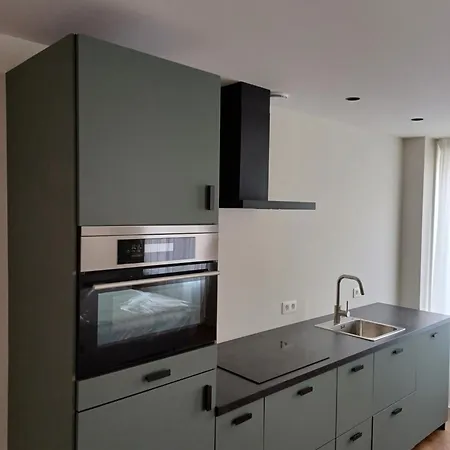 The Bakery * דה האן